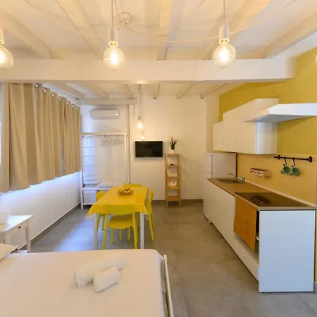 Holiday home Acqua E Limone *